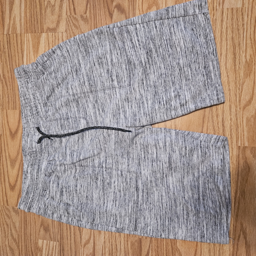 Buckle Gray Athletic Shorts with Textured Fabric